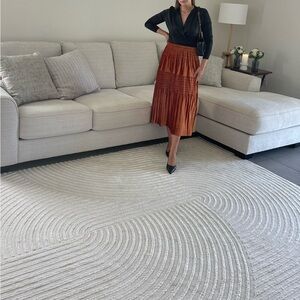 Velvet midi skirt. Light and pleasant.